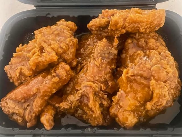 Party Wings & Flavors.